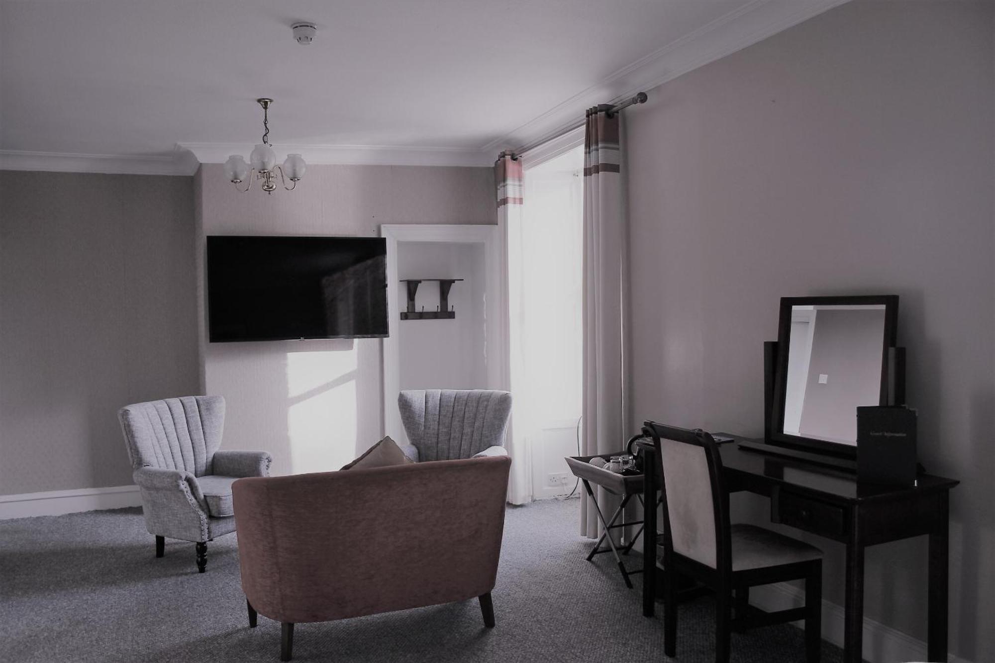 The Kirkcudbright Bay Hotel Extérieur photo